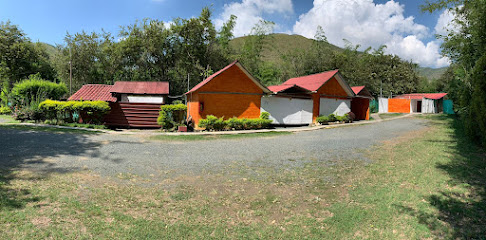 Hospedaje Santana, Yumbo