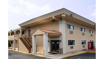 Days Inn by Wyndham Long Island/Copiague