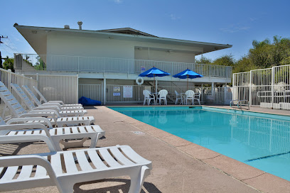 Motel 6 Santa Barbara, CA - State Street