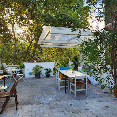 Youki Haus, Montevideo