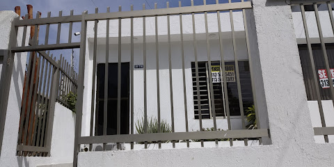 Hostal Villa Mary, Juan Mina