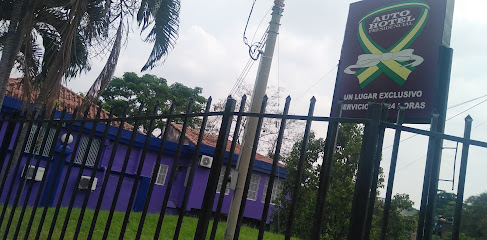 Auto Hotel Presidencial, Santa Ana