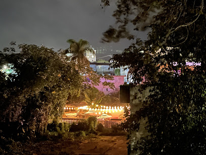 Casa Berilio, Lares