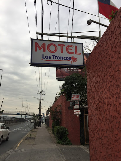 Motel Los Troncos, Cerrillos