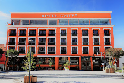 Hotel Emily