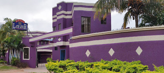 MOTEL LATIN LOVER